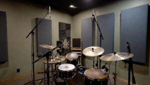 ドラムのレコーディングスタジオ